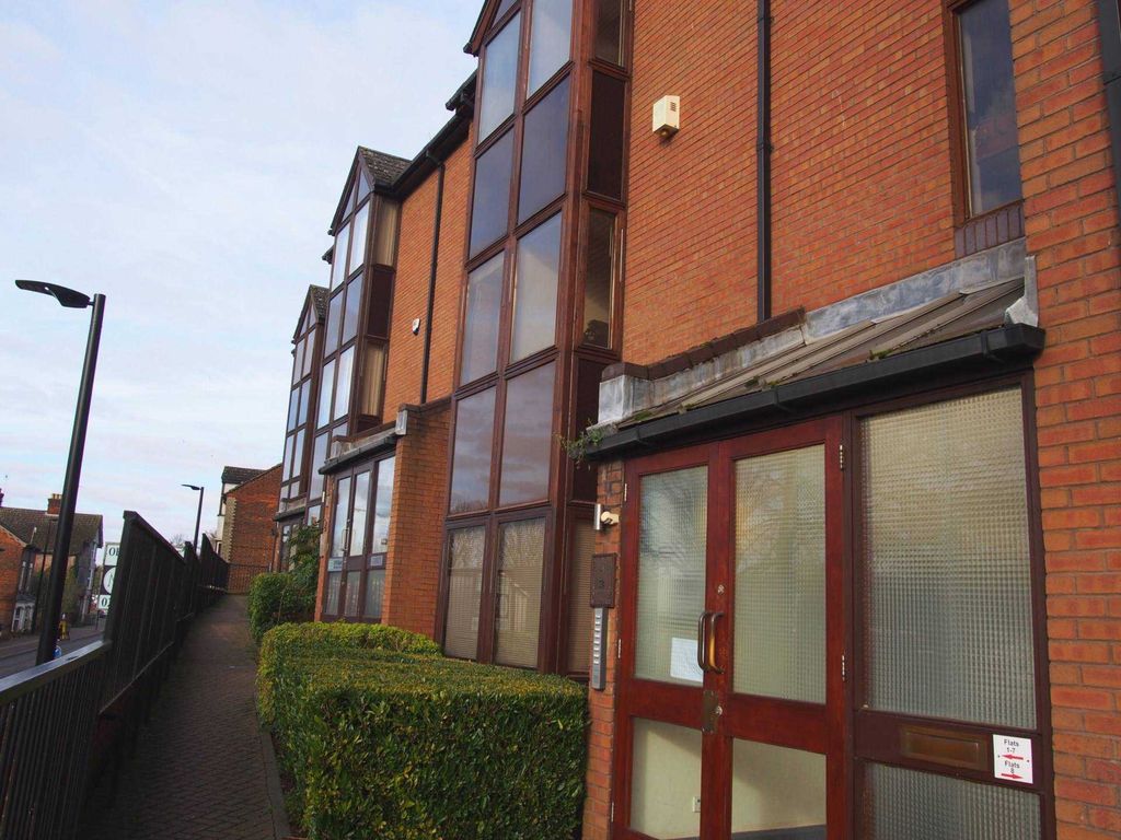 1 bed flat to rent in Buckingham Place, High HP13 Zoopla