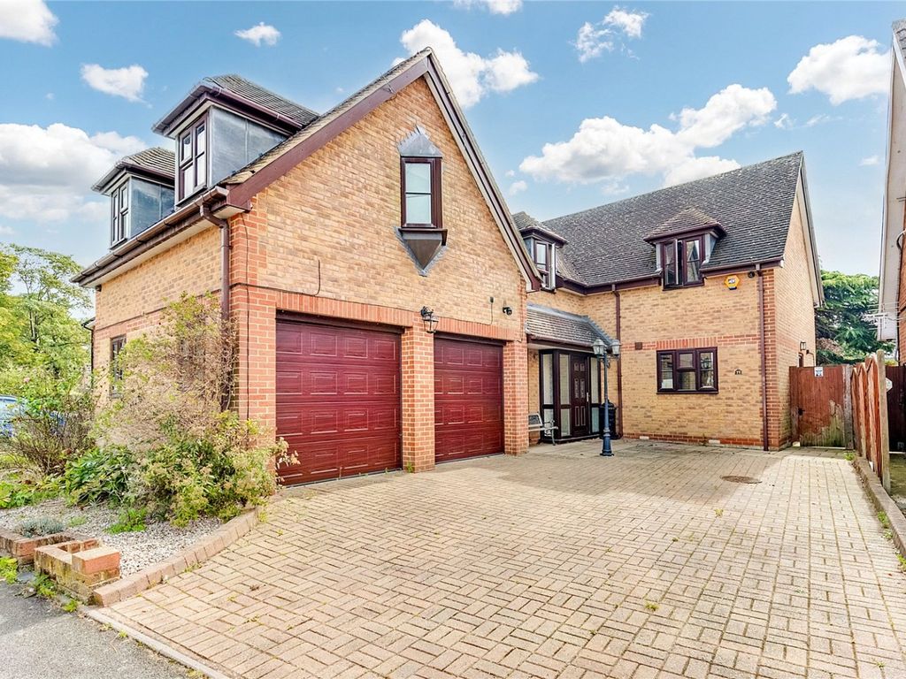 4 bed detached house for sale in The Green, Stotfold, Hitchin, Bedfordshire SG5, £650,000 Zoopla