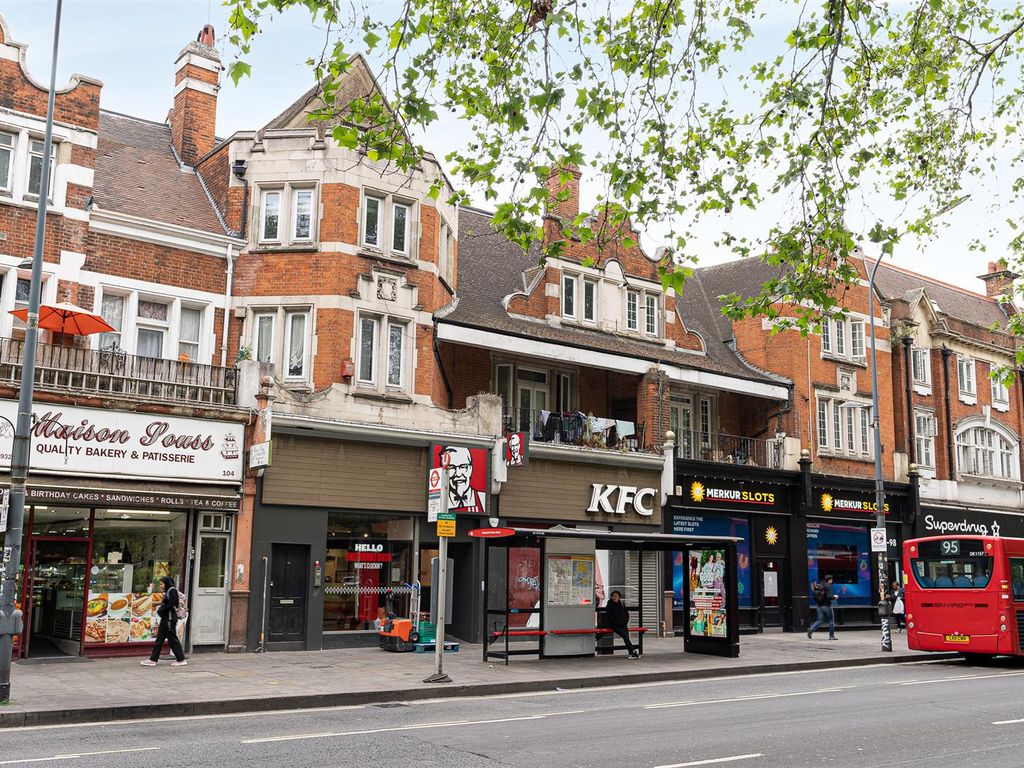 4 bed flat to rent in Uxbridge Road, London W12 Zoopla