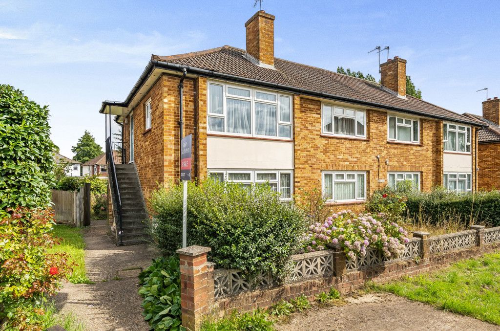 2 bed for sale in Bangor Close, Northolt, Middlesex UB5, £