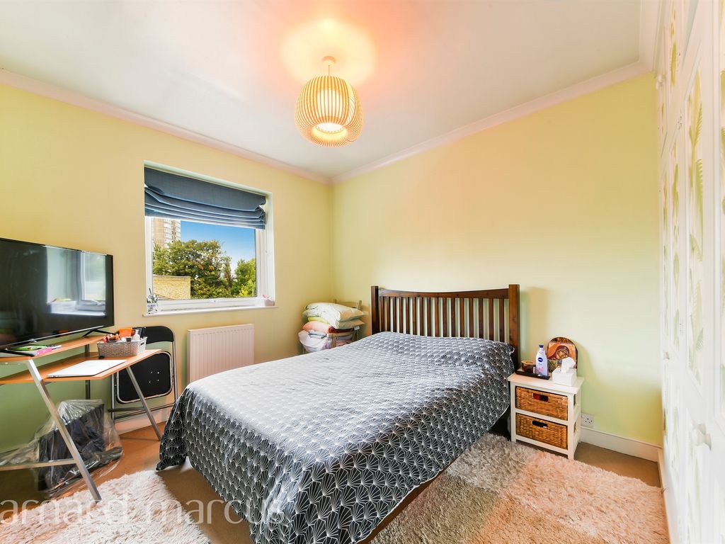 1 bed flat for sale in Battersea Park Road, London SW11 Zoopla