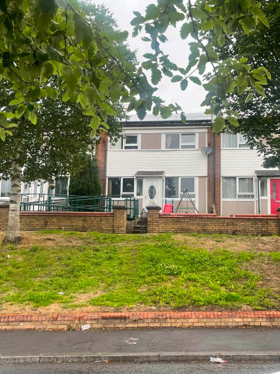 3 bed terraced house for sale in Neath Close, Blackburn BB1, £145,000