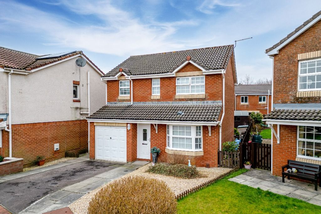 3 bed detached house for sale in Glenbervie Wynd, Irvine, North