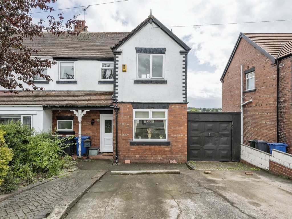 3 bed semidetached house for sale in Grange Lane, Burghwallis