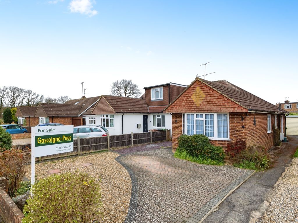 3 bed bungalow for sale in Queenhythe Road, Jacob's Well, Guildford