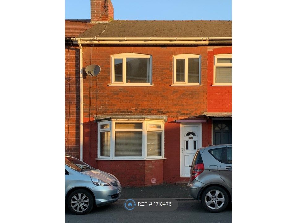 3 bed terraced house to rent in Borough Road, Salford M50 Zoopla