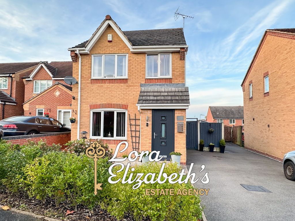 3 bed detached house for sale in Bracken Road, Mansfield NG20, £180,000 Zoopla