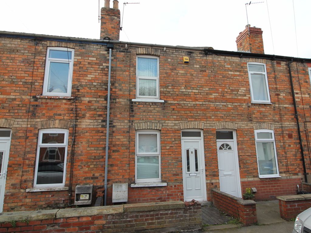 2 bed terraced house for sale in Beaufort Street, Gainsborough DN21, £