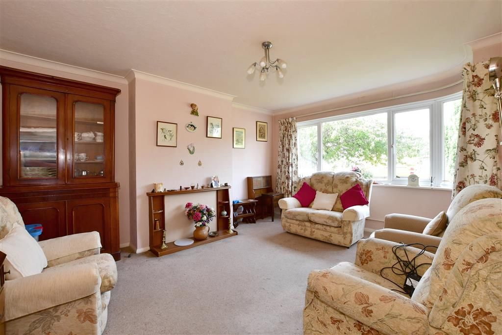 2 bed for sale in Sangers Drive, Horley, Surrey RH6, £