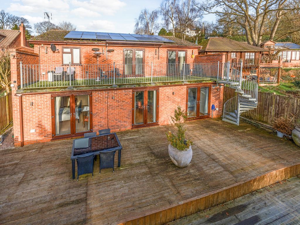 4 bed detached house for sale in Dough Bank, Ombersley, Droitwich WR9