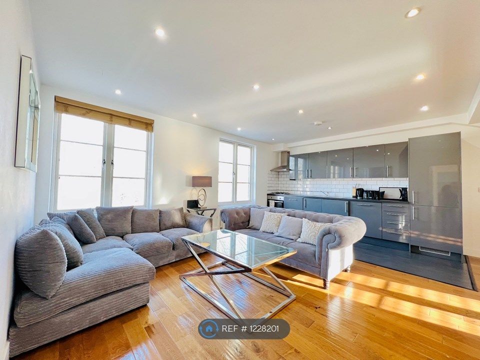 3 bed flat to rent in Kennington Road, London SE11 Zoopla