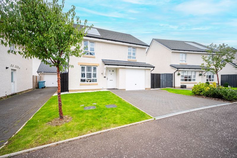 4 bed detached house for sale in Caldervale Drive, Motherwell ML1, £