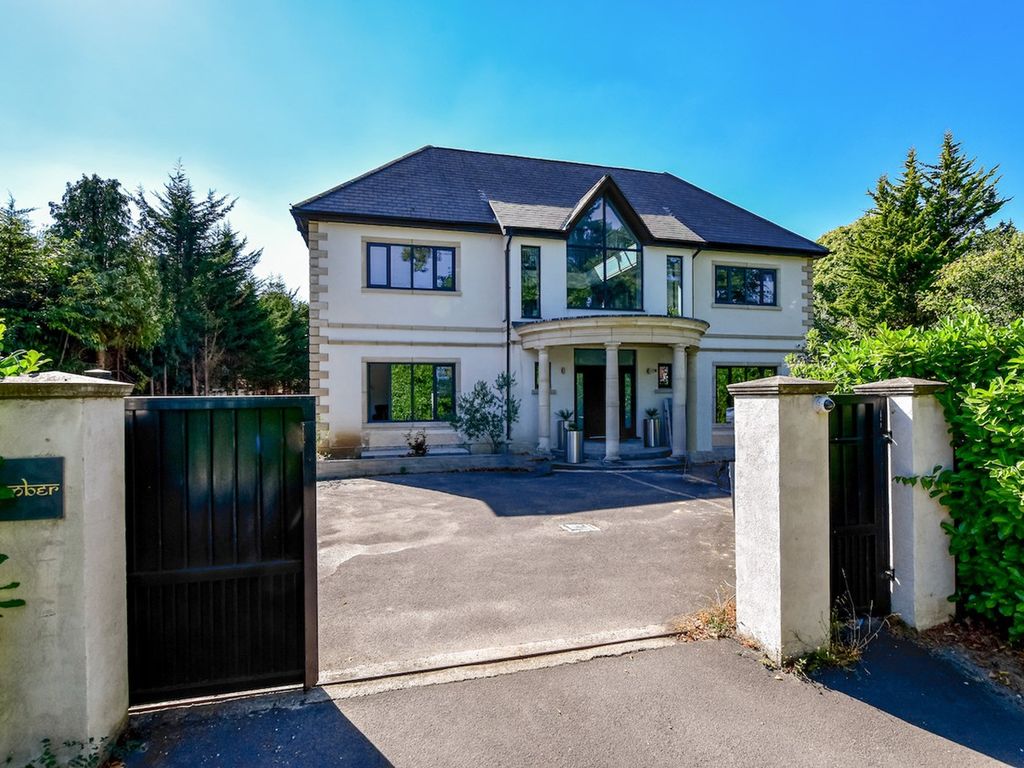 5 bed detached house for sale in Stoke Park Avenue, Farnham Royal SL2