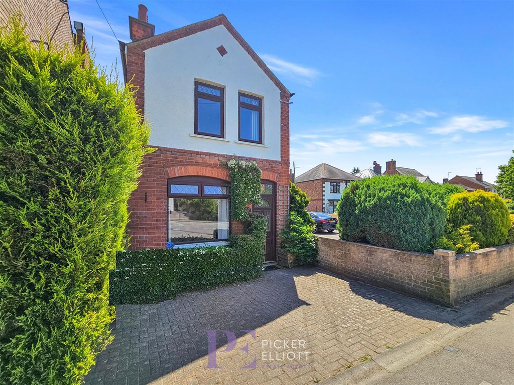 2 bed detached house to rent in Coventry Road, Burbage, Hinckley LE10 Zoopla