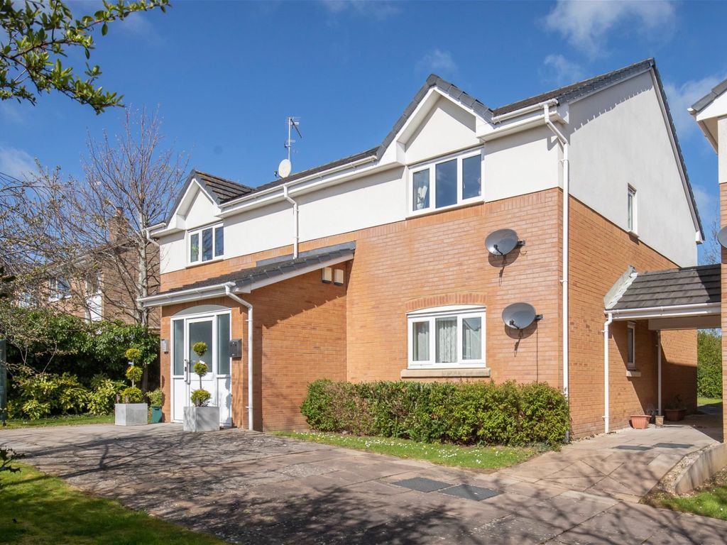 2 bed flat for sale in Hatherley Lane, Cheltenham GL51 Zoopla