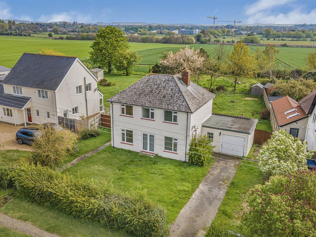 3 bed detached house for sale in Duxford Road, Whittlesford, Cambridge