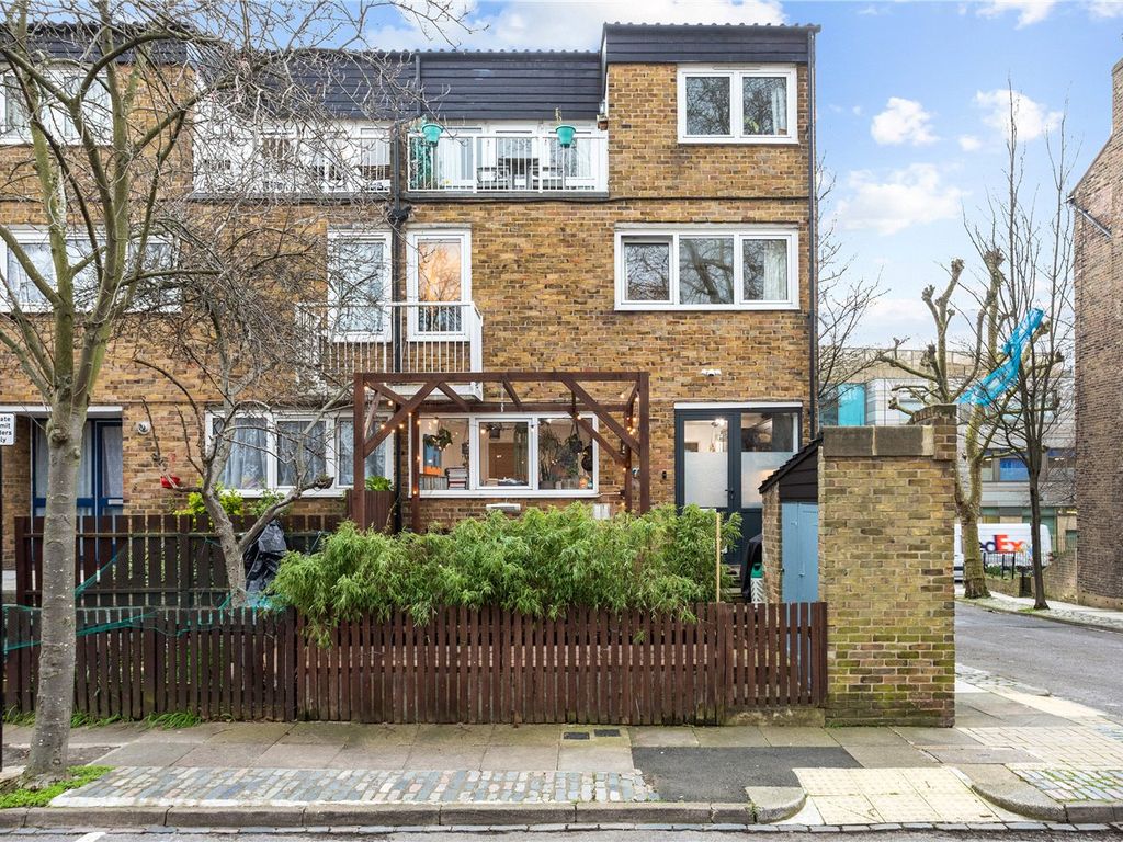 3 bed flat for sale in Highbury Grove, London N5, £725,000 Zoopla