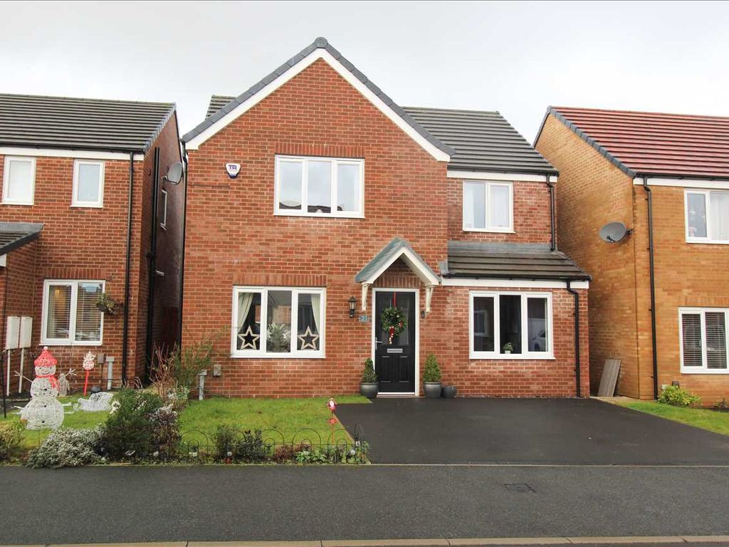 4 bed detached house for sale in Somersby Gardens, St Nicholas Manor
