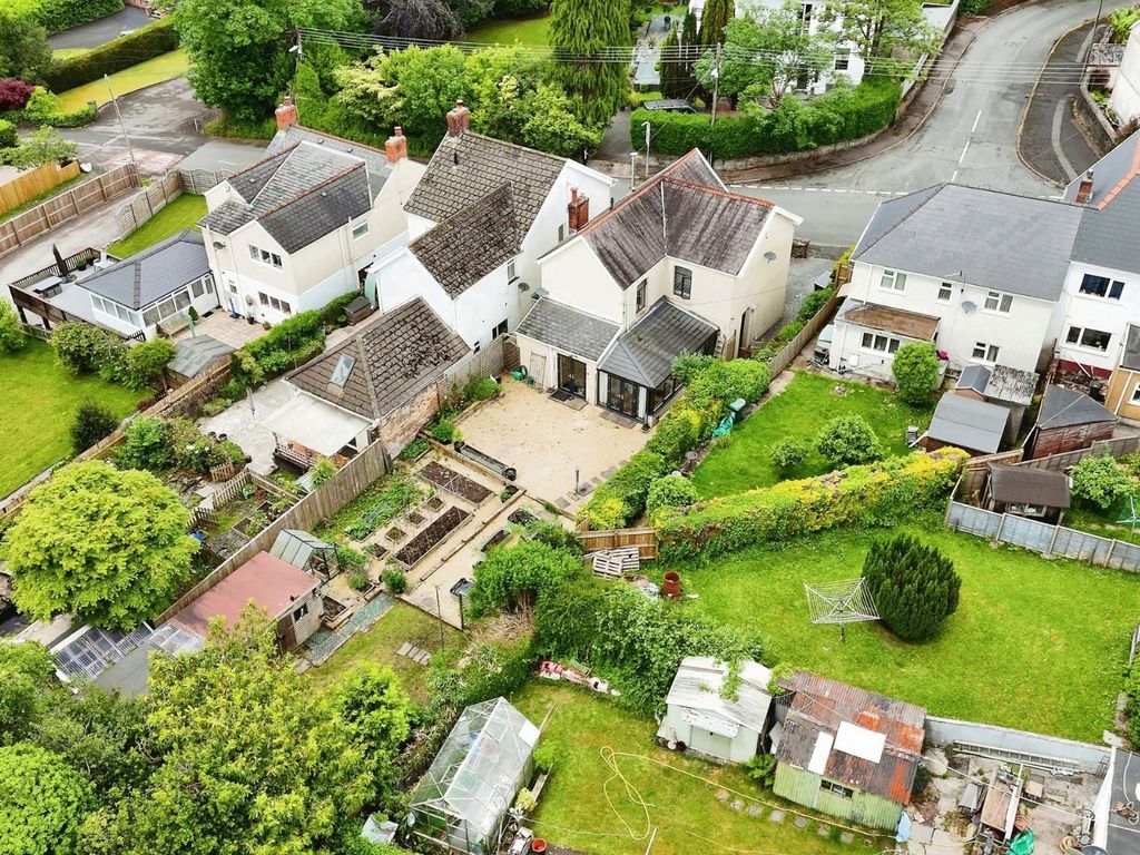 3 bed detached house for sale in Derwen Road, Alltwen, Pontardawe SA8