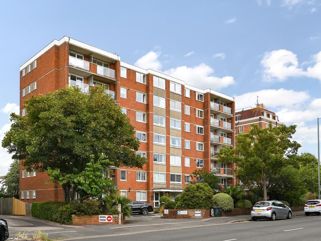 3 bed flat to rent in New Church Road, Hove BN3 Zoopla