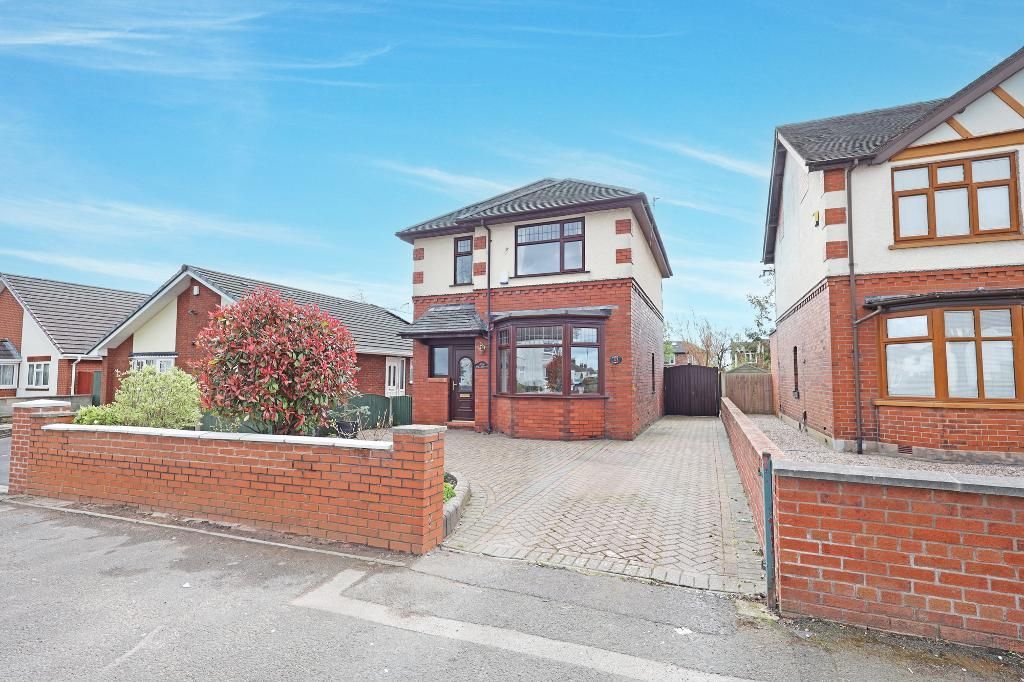 3 bed detached house for sale in Mile House Lane, Newcastle, Staffs ST5