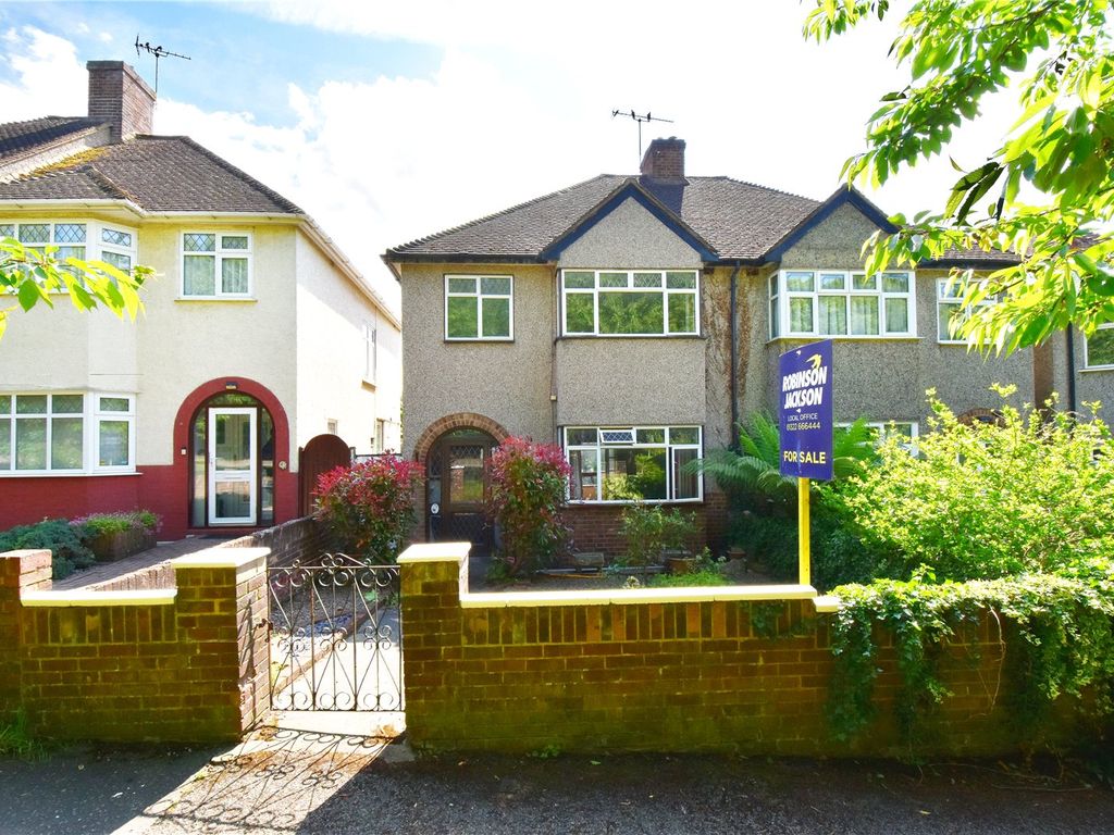 3 bed semidetached house for sale in London Road, Swanley, Kent BR8