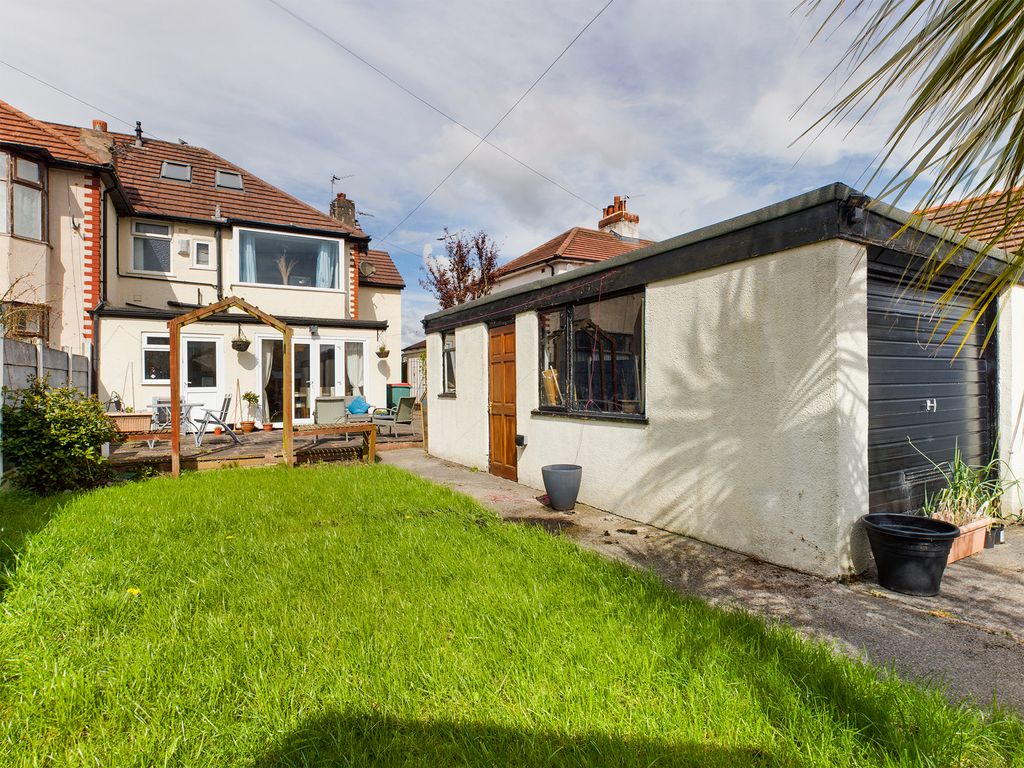 3 bed semidetached house for sale in Blackpool Road, Lea, Preston PR2