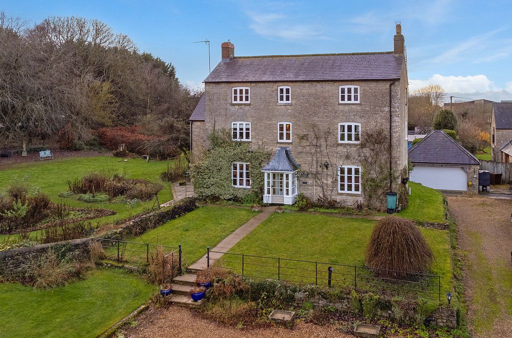 6 bed country house for sale in Croughton Brackley, South Northamptonshire NN13, £1,500,000 Zoopla