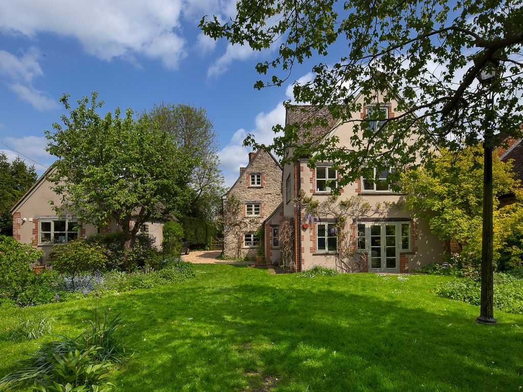 5 bed detached house for sale in Appleton Road, Cumnor, Oxford OX2, £