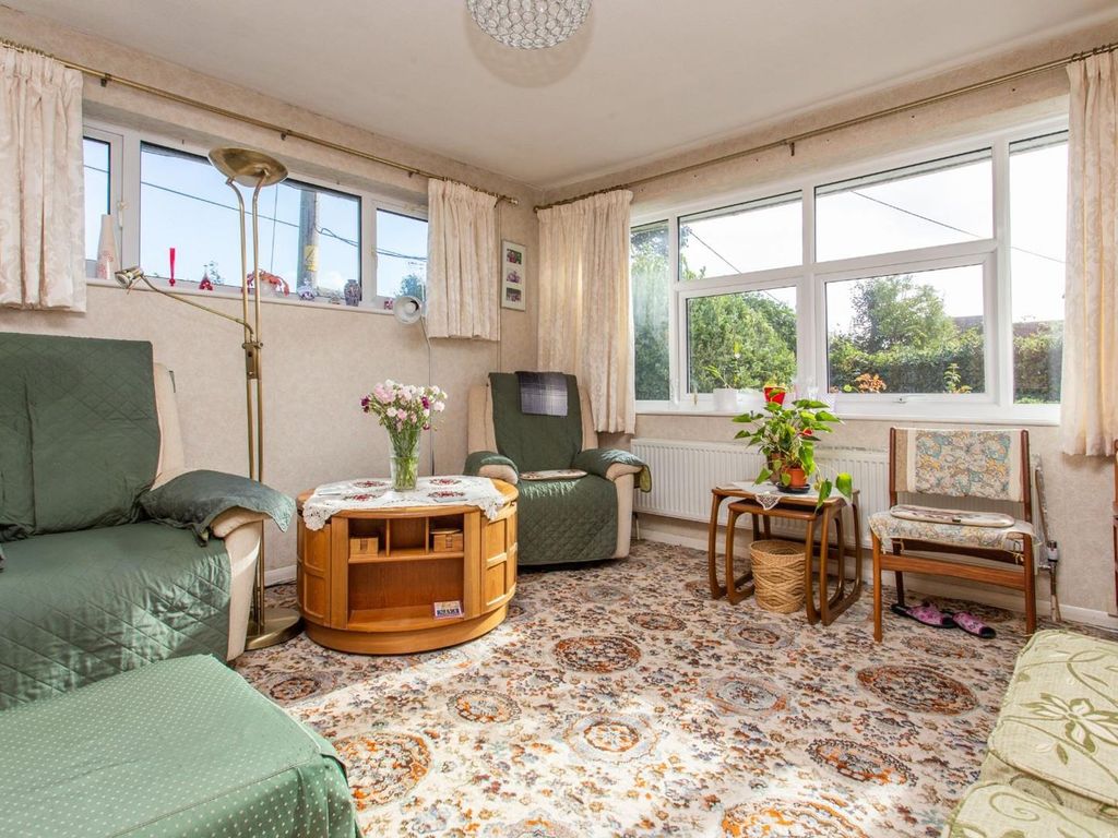 3 bed detached bungalow for sale in Island Road, Sturry CT2 Zoopla
