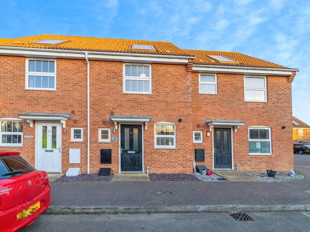 2 bed terraced house for sale in Drakes Avenue, Leighton Buzzard LU7, £