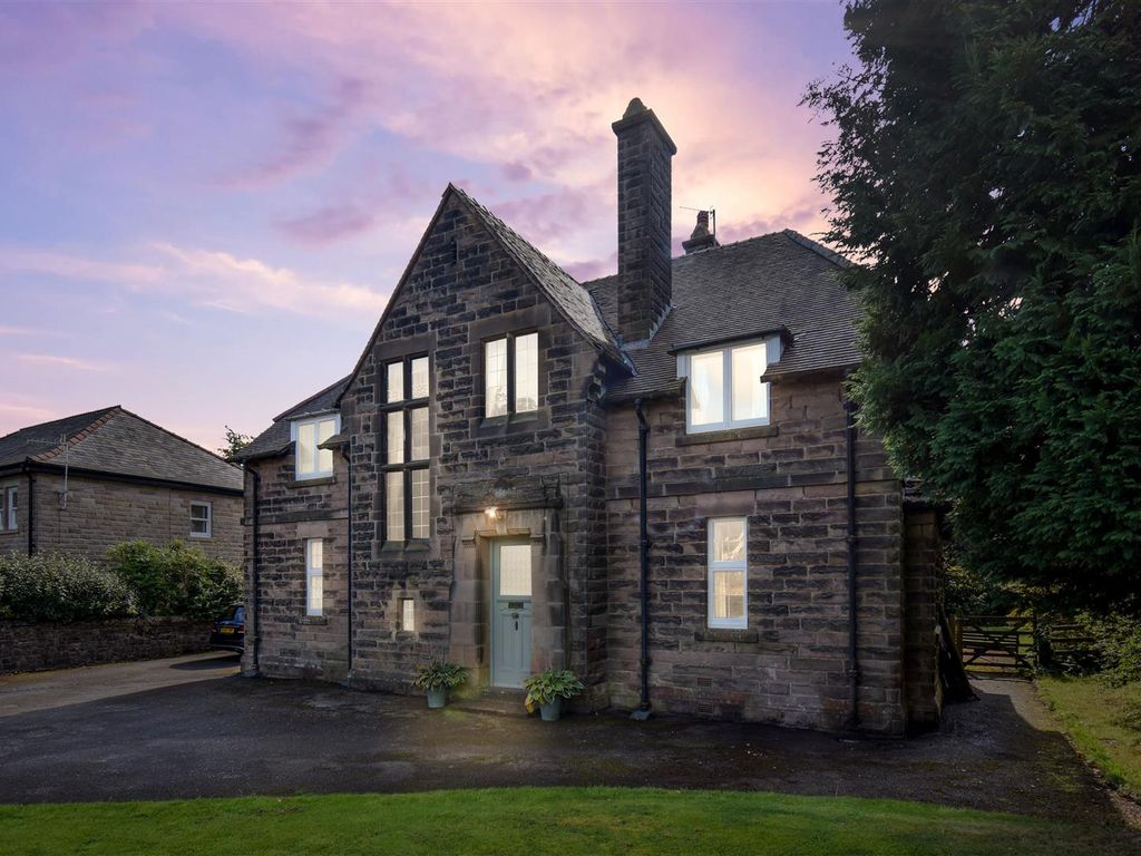 6 bed detached house for sale in Lismore Road, Buxton SK17, £725,000