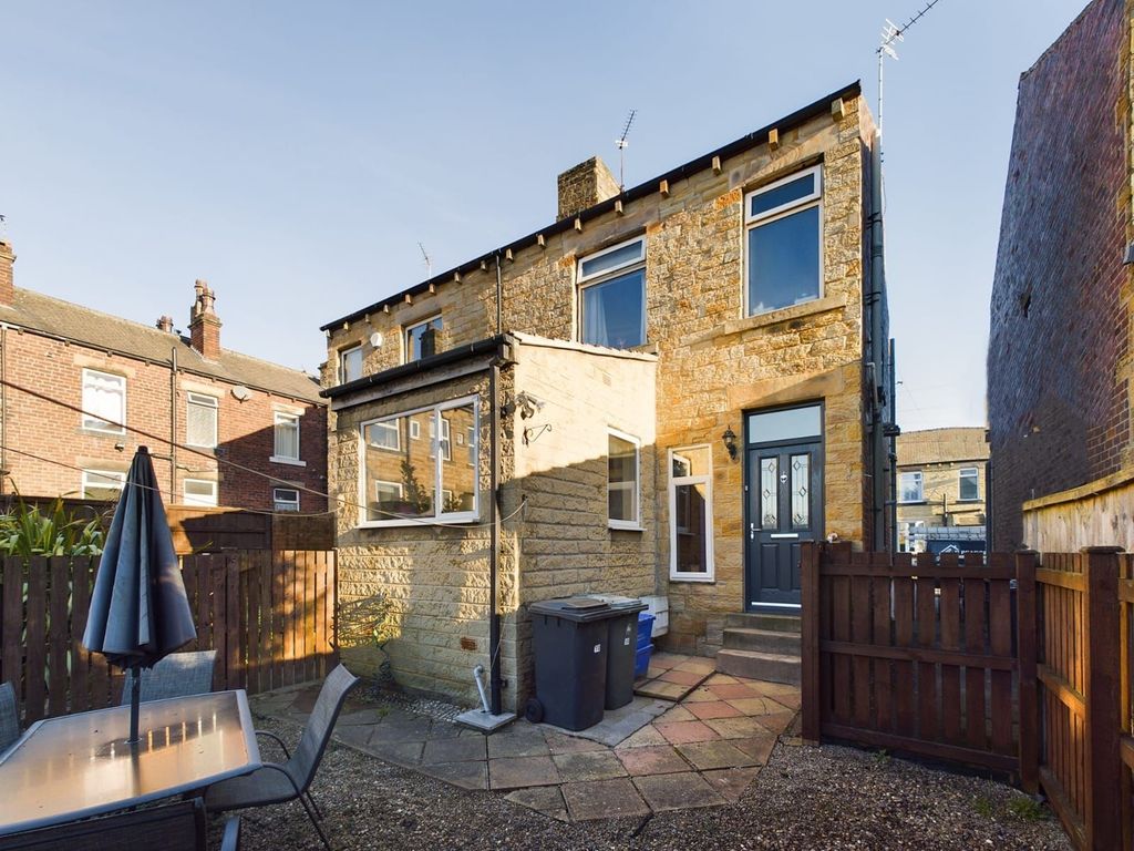1 bed terraced house for sale in Walker Street, Ravensthorpe, Dewsbury