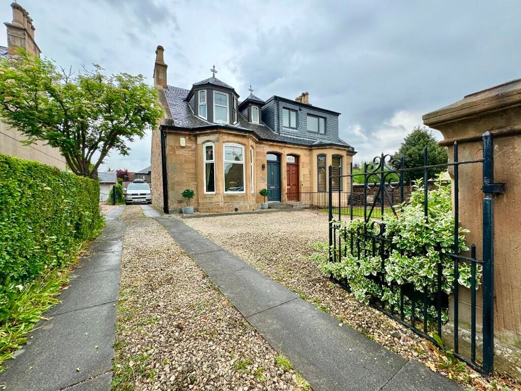 3 bed semidetached house for sale in Bo'ness Road, Grangemouth FK3, £