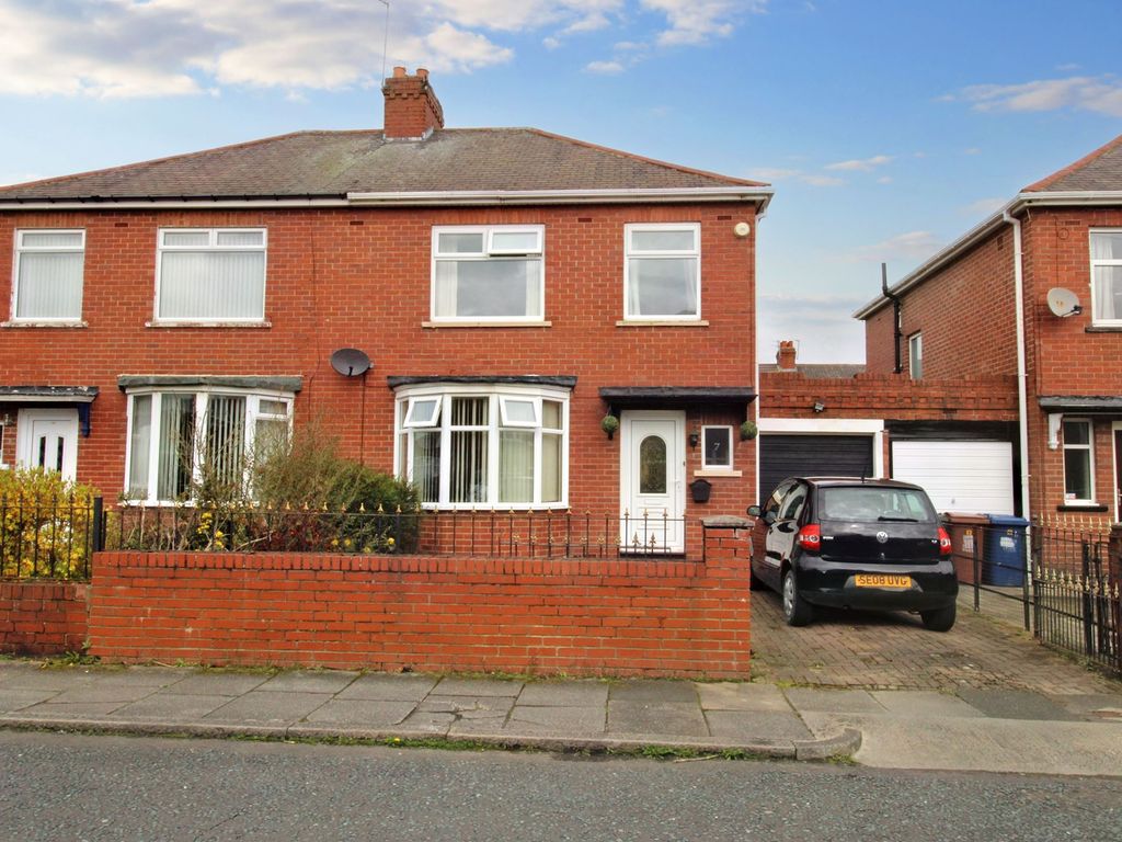 3 bed semidetached house for sale in Woodhead Road, Newcastle Upon