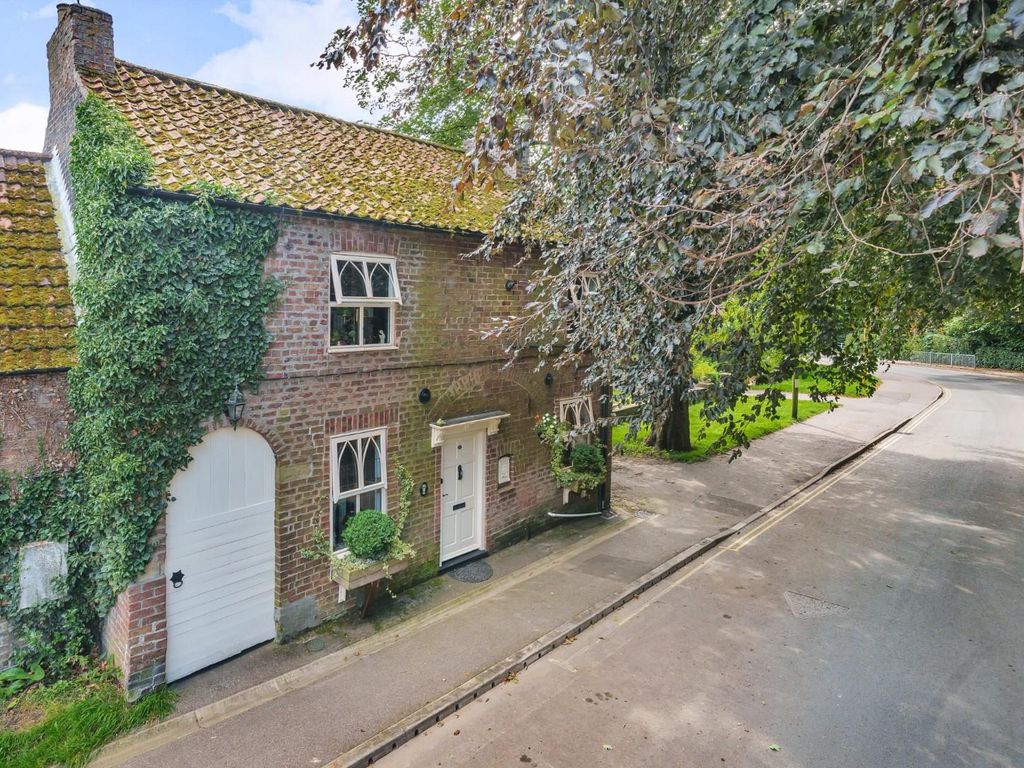 3 bed semidetached house for sale in Bowl Alley Lane, Horncastle LN9