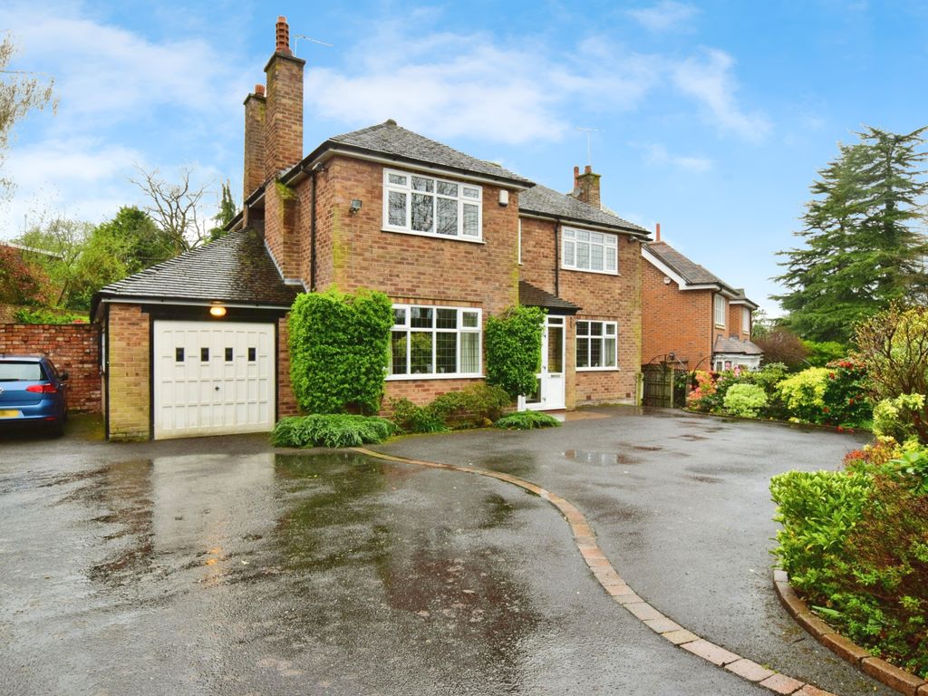 4 bed detached house for sale in Wainwright Road, Altrincham, Greater