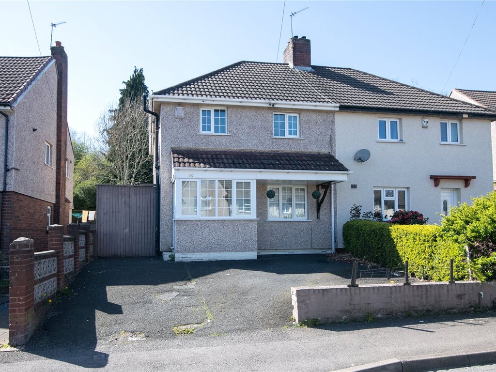 3 bed semidetached house for sale in Bluebell Road, Dudley, West