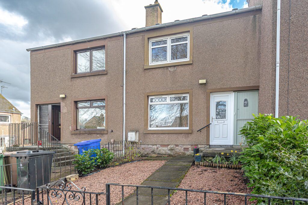 3 bed terraced house for sale in Grierson Crescent, Cambusbarron FK7