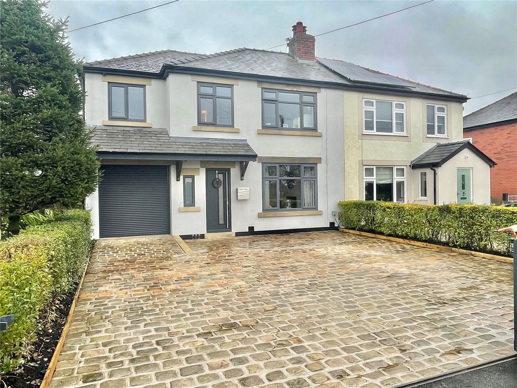 5 bed semidetached house for sale in Mill Lane, Goosnargh, Preston