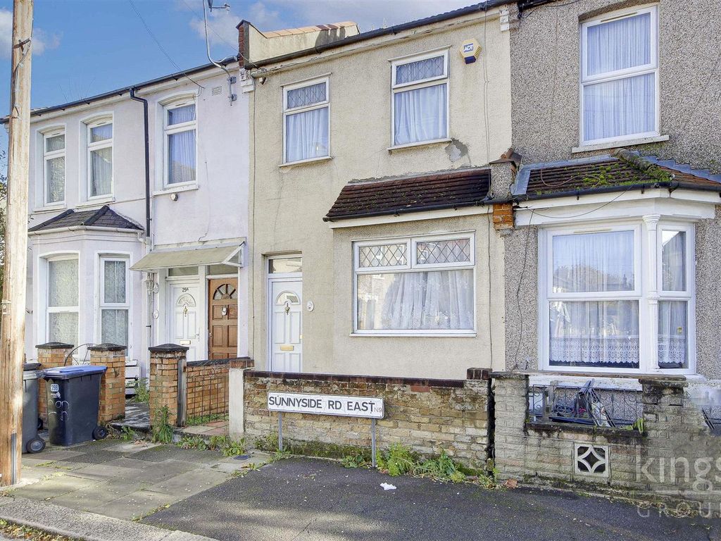 3 bed terraced house for sale in Sunnyside Road East, Edmonton N9, £