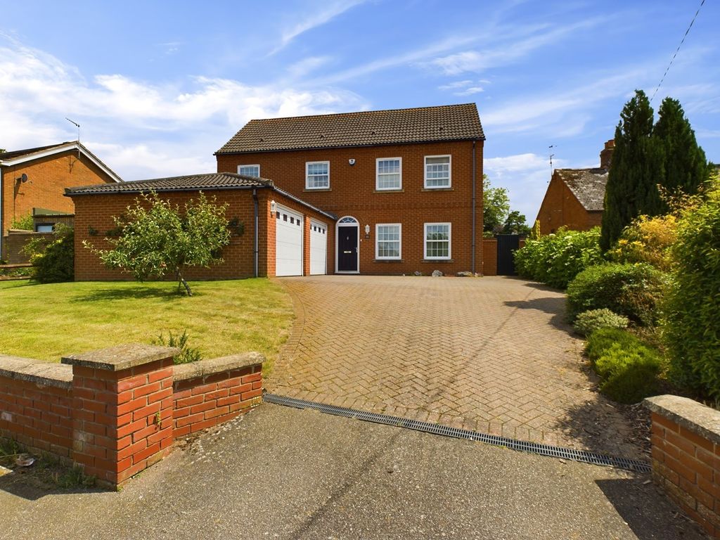 4 bed detached house for sale in Lynn Road, Downham Market PE38, £495,000 Zoopla