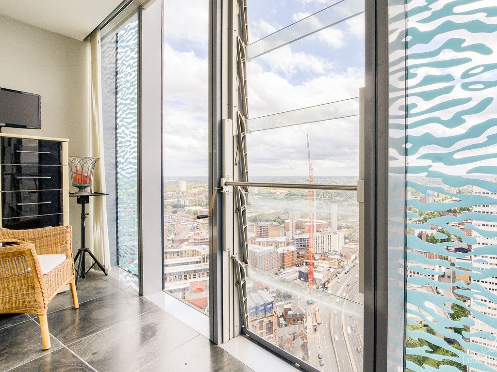 Beetham Tower, 10 Holloway Circus Queensway, Birmingham City Centre B1  