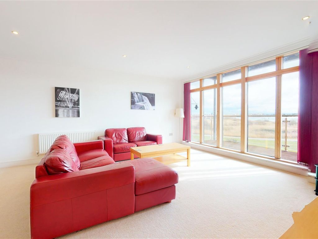 2 bed flat for sale in Windsor Esplanade, Cardiff CF10 Zoopla