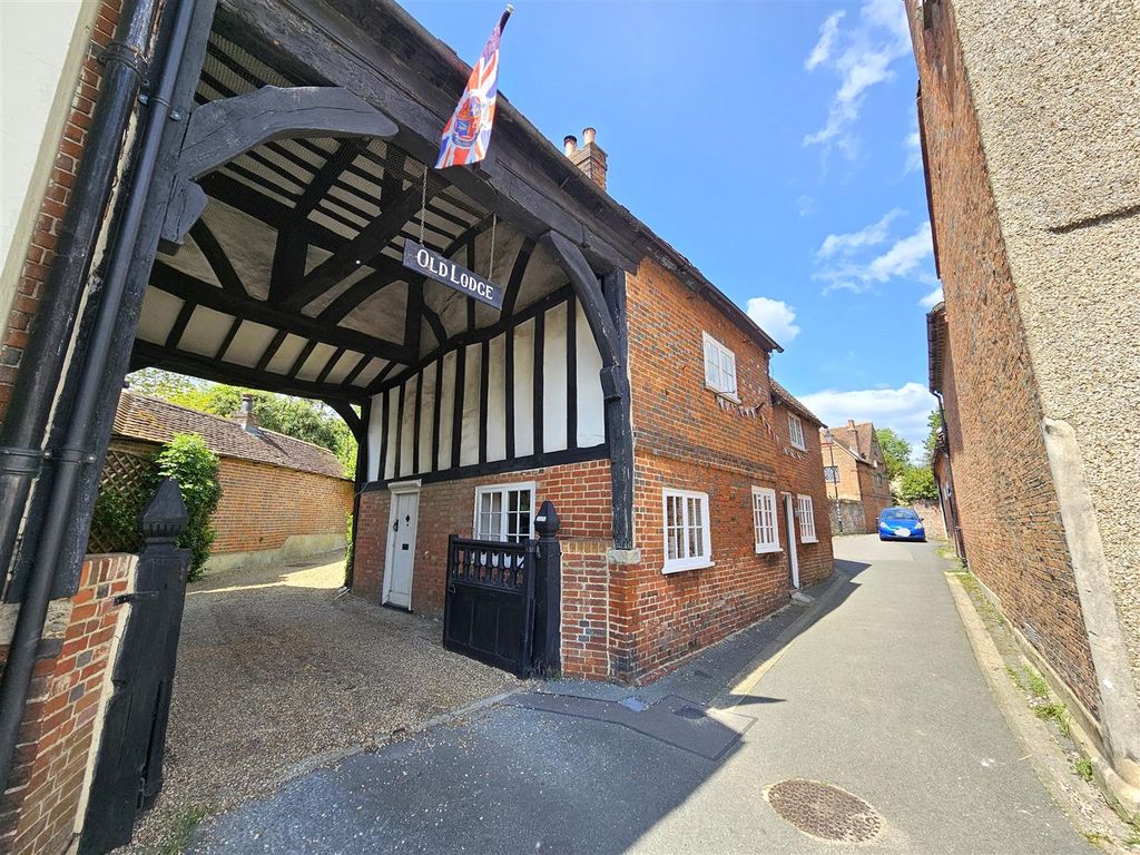 3 bed detached house for sale in High Street, Titchfield, Fareham PO14