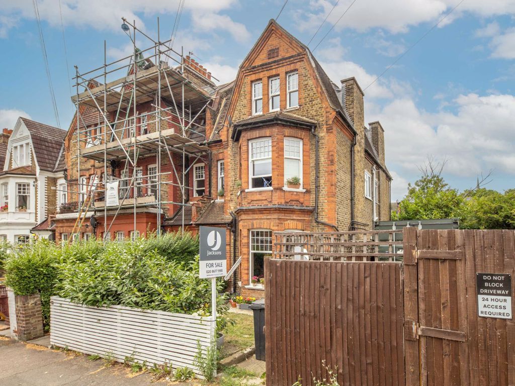 Ashlake Road, London SW16  