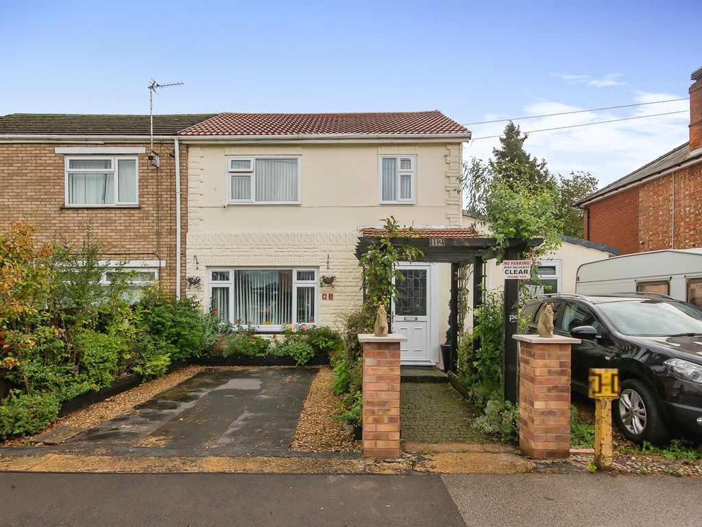 3 bed semidetached house for sale in Osborne Road, Wisbech PE13, £