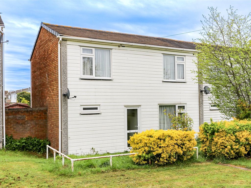 3 bed end terrace house for sale in Orion Drive, Little Stoke, Bristol
