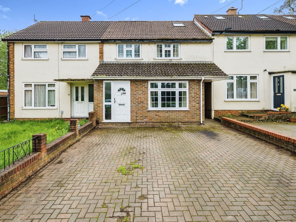 3 bed terraced house for sale in Drakes Drive, St.Albans AL1 Zoopla