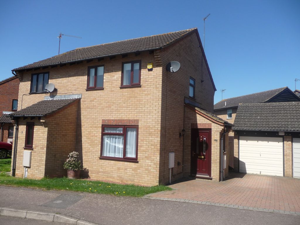 2 bed semidetached house to rent in Aquitaine Close, St Giles Park, Northampton NN5 Zoopla